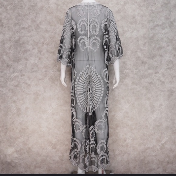 Mochatini Knit Mesh Beach Cover Up - Picture 6 of 7